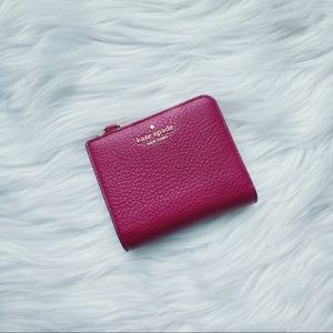 Kate Spade Small L Zip Bifold Wallet Cranberry